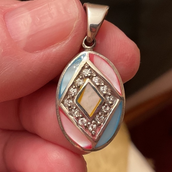 Sterling Silver 925 Pink Blue Mother Of Pearl Oval Pendant - Picture 1 of 9